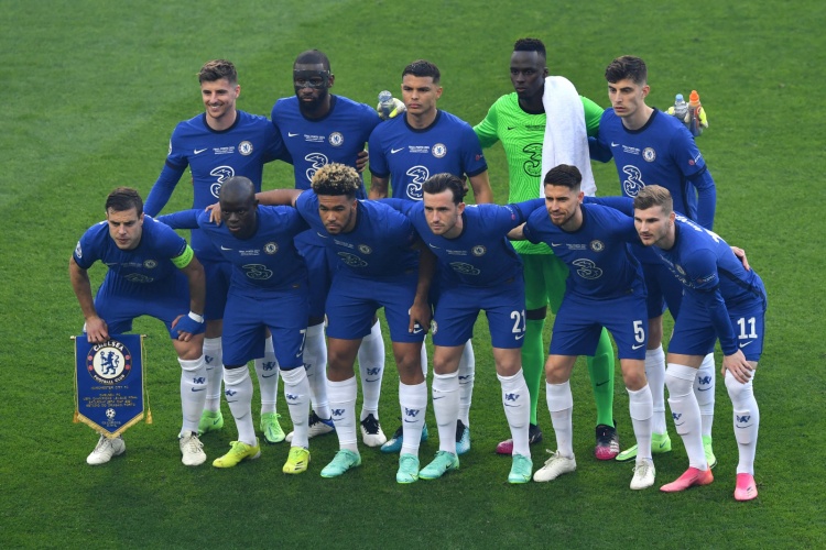 法尔克：可以确认拜仁1月不会签下任何球员，在考虑出售博埃（法尔克：确认拜仁冬窗零引援，正评估出售博埃）