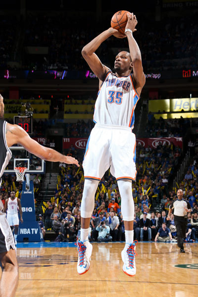 半场梅开二度，埃文-弗格森生涯首次在欧战中取得进球（埃文-弗格森上半场梅开二度，职业生涯欧战首球诞生）