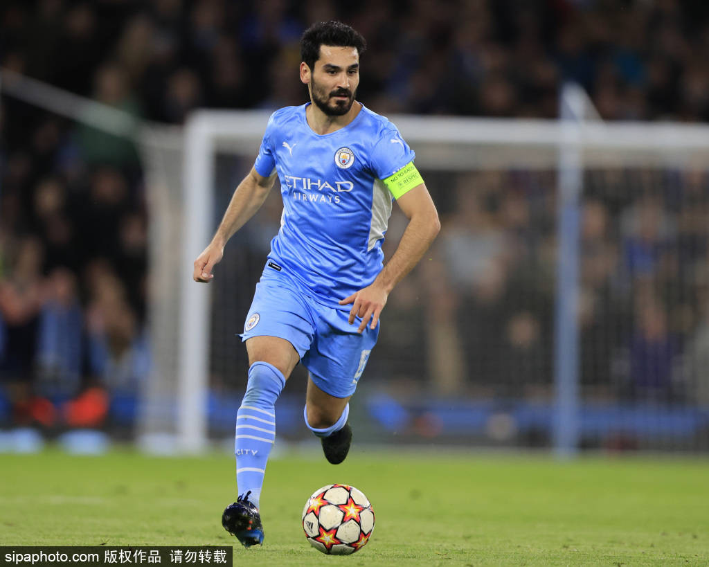 克罗斯获德国联邦十字勋章！告白皇马：伯纳乌永远是我的家（克罗斯荣膺德国联邦十字勋章，表白皇马：伯纳乌永远是我的家）