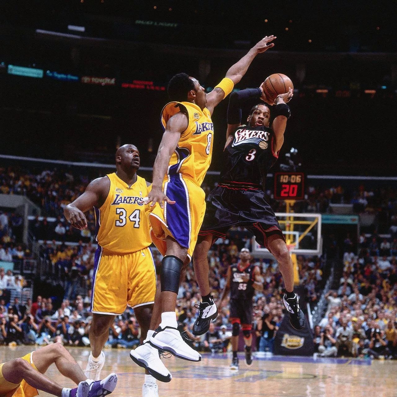 米体：维卡里奥已经决定重返意甲，但去国米可能有点困难（米体：维卡里奥铁心回归意甲，加盟国米面临不小阻碍）