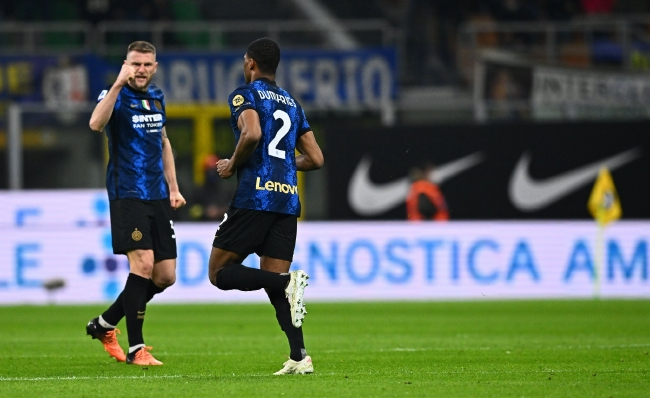 五大联赛年薪排名：哈兰德3170万欧居首，姆巴佩3130万欧第二（五大联赛年薪榜：哈兰德以3170万欧领跑，姆巴佩3130万欧居次）