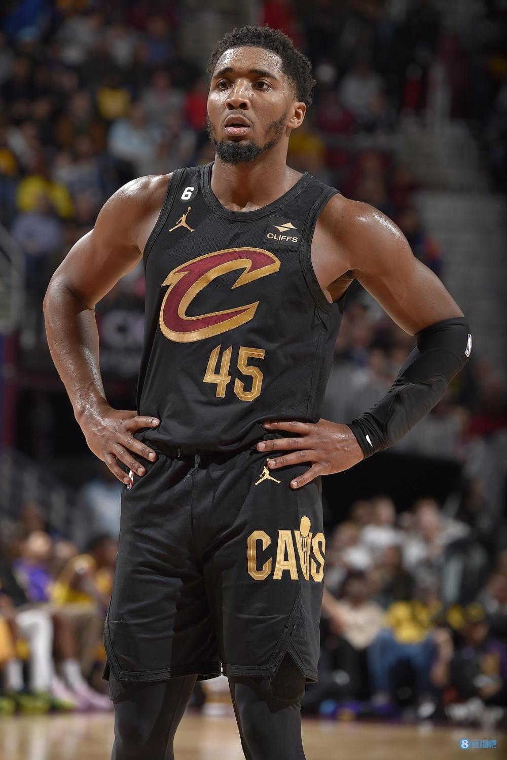 罗马诺：伯恩茅斯与国米争夺热那亚中卫德温特（罗马诺：国米与伯恩茅斯竞逐热那亚中卫德温特）