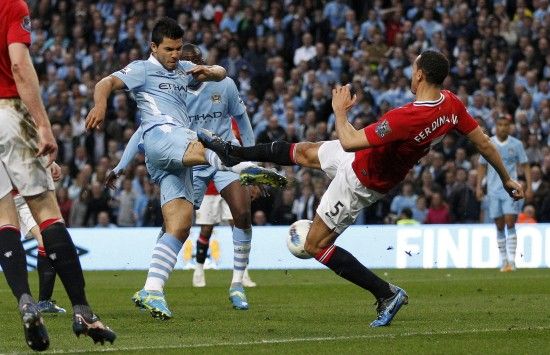 斯洛特执教利物浦联赛突破100分仅用48场，追平队史纪录（斯洛特率利物浦联赛48战斩获100分，追平队史纪录）