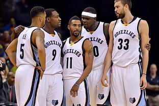 莫雷托：弗拉霍维奇与尤文续约无任何进展，双方年薪分歧很大（莫雷托：尤文与弗拉霍维奇续约谈判陷入停滞，年薪要求存在巨大分歧）